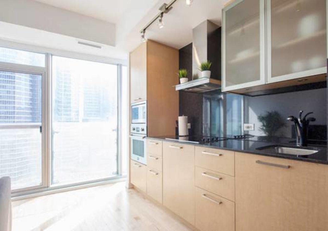 Jp Stays - Lakeview Condos Торонто Екстериор снимка