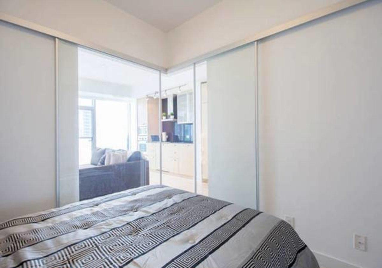 Jp Stays - Lakeview Condos Торонто Екстериор снимка